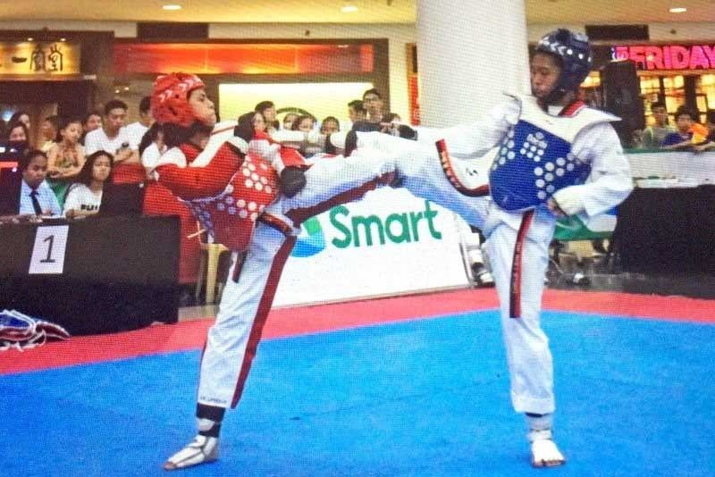2,000 jins sisipa sa inter-school taekwondo tourney
