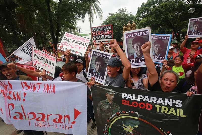 Moms of Palparan's victims fear pardon for 'The Butcher'