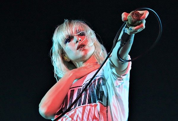 Paramore cancels concerts after Hayley Williams contracts lung infection