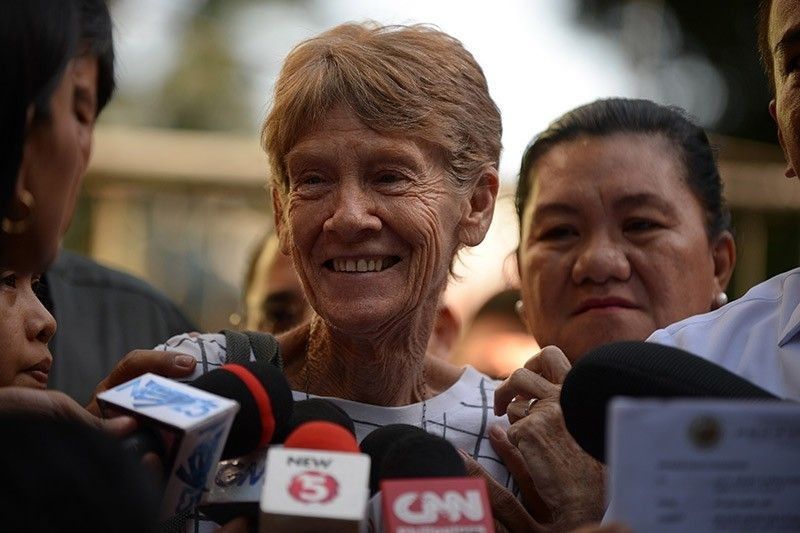 Sister Patricia Fox testifies vs Duterte gov't before int'l tribunal