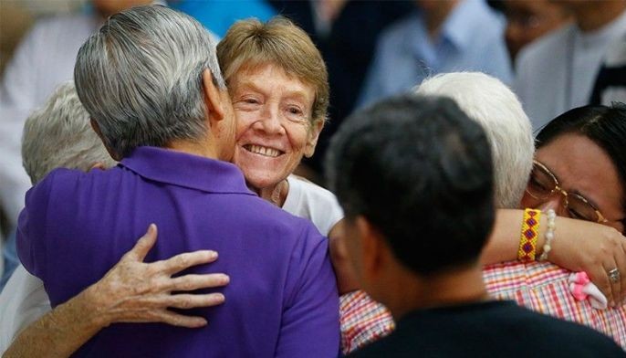 Hours before departure, Sister Fox tells Duterte to listen to the poor