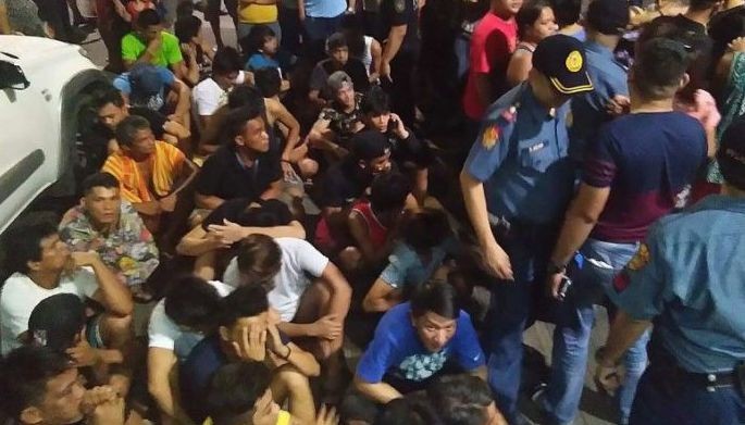Higit 1,500 tambay sa MM dinampot