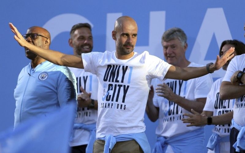 Pep Guardiola commits to Man City, England team hopes to benefit