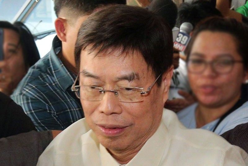 Lim wants SC to review charges