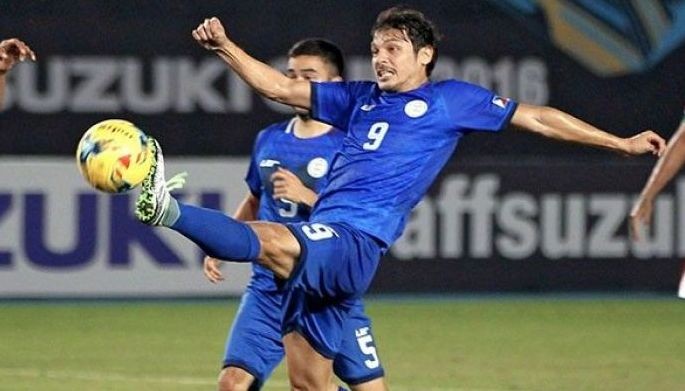 Azkals draw vs Indonesians, stay alive