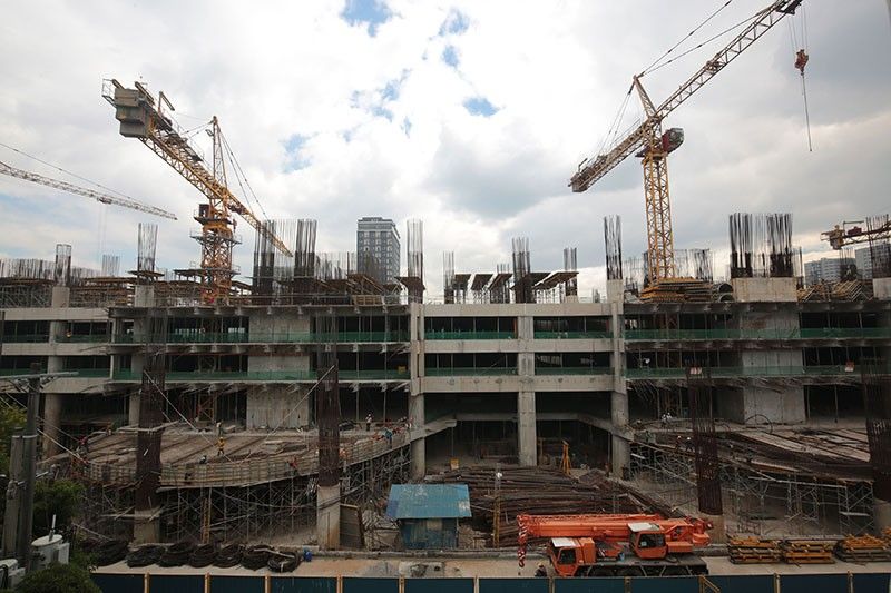 P1 T worth of projects under  construction as of Jan â�� DOF
