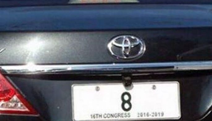 Plakang &lsquo;8&rsquo; binawi na ng Kamara