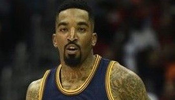 Smith walang kawala sa Cleveland