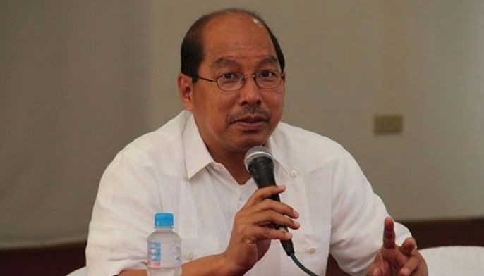 Noy, Abad ipakukulong