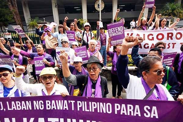 SC orders Sereno to answer quo warranto petition at oral arguments