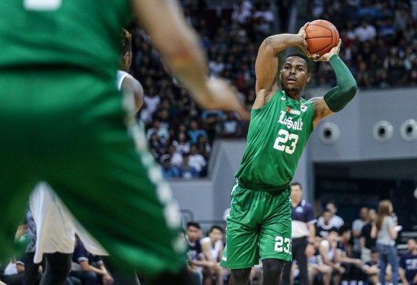 Archers survive pesky Falcons to enter UAAP finals