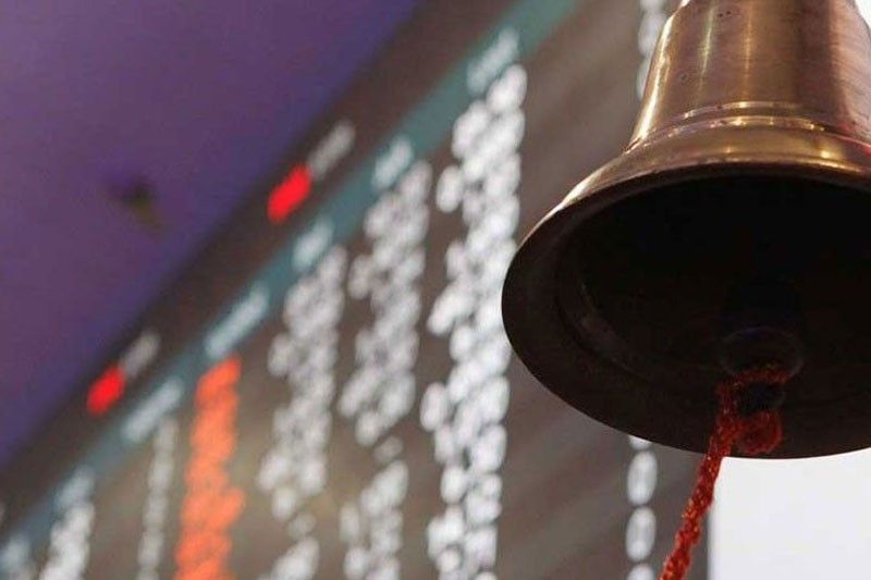 Index ends in red on lackluster trading