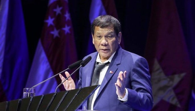 Duterte lets go of SSS chairman and commissioner