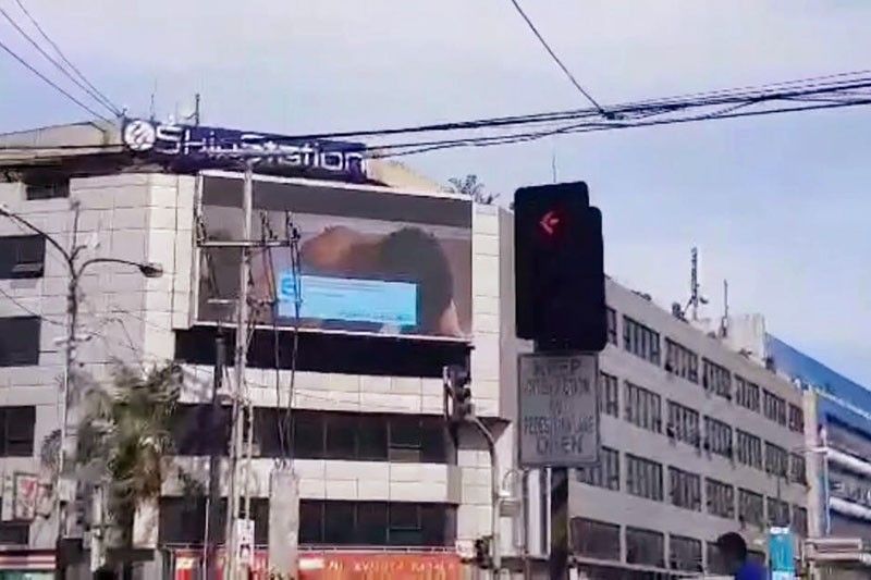 Digital billboard in Makati shows porn video
