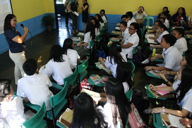 Libreng Tuition, Miscellaneous Sa SUCs Epektibo Na Sa Hunyo | Pilipino ...