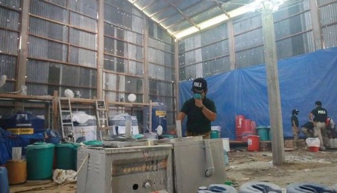 Shabu lab ni-raid sa Batangas