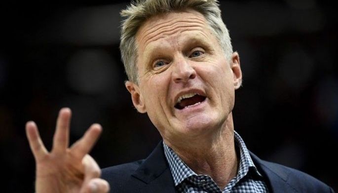 Warriors hurting but unfazed in playoffs