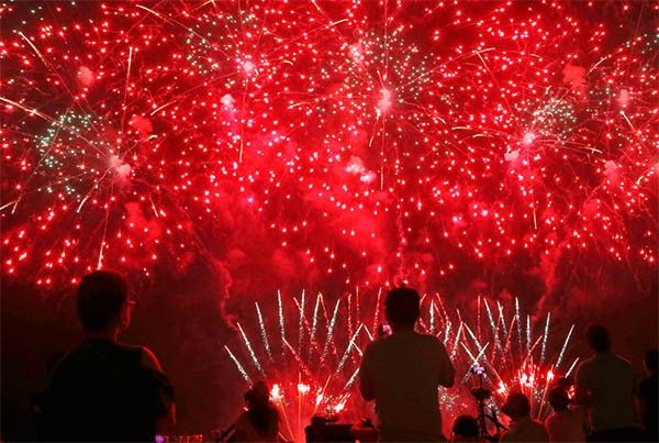 In photos: Pyromusical competition lights up Manila sky