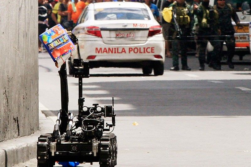 Lockdown in Quiapo; Palace urges vigilance after blasts