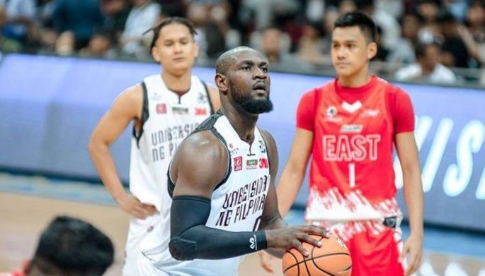 Akhuetie, Juan GDL bida sa panalo ng Fighting Maroons
