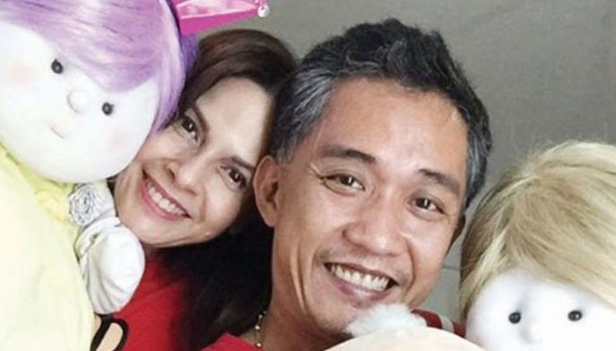Mga manika na lang ang kasama Rita hiniwalayan ng asawang direktor!