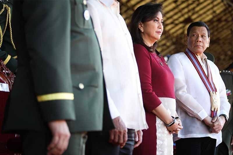 Duterte should improve own performance, Robredo camp says of 'incompetent' remark