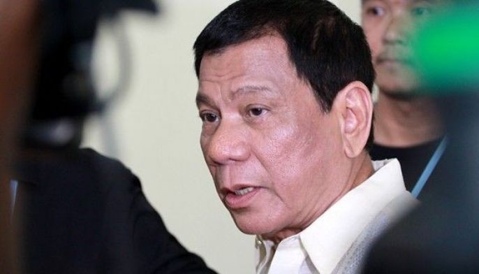 Bishop Bacani to Duterte: We serve at the pope's pleasure, not yours