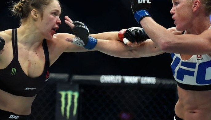 Ronda Rousey returns to UFC for title fight Dec. 30