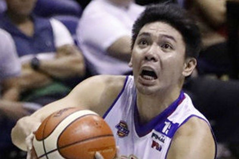 Sangalang babalik na sa Magnolia Hotshots