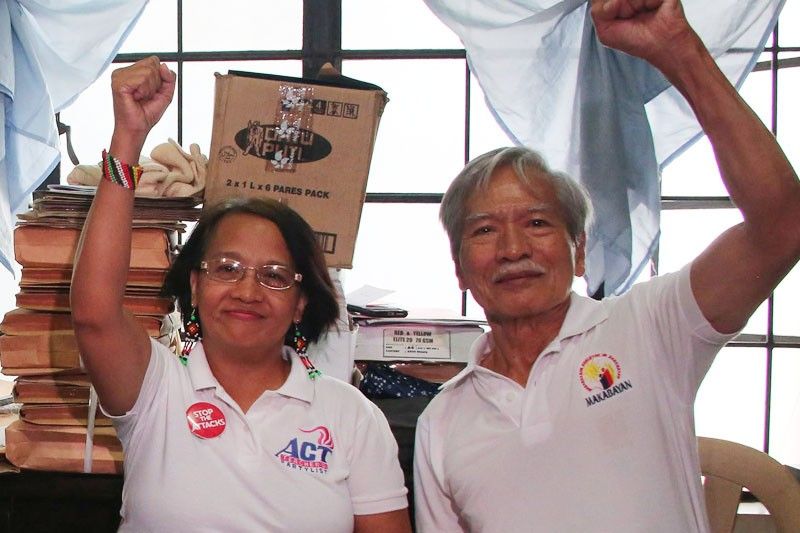 Lumad leaders kinastigo  sina Satur at Castro
