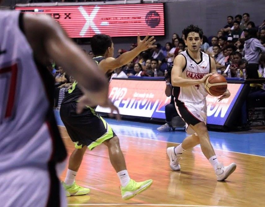 Aces stymie Batang Pier for fifth straight win