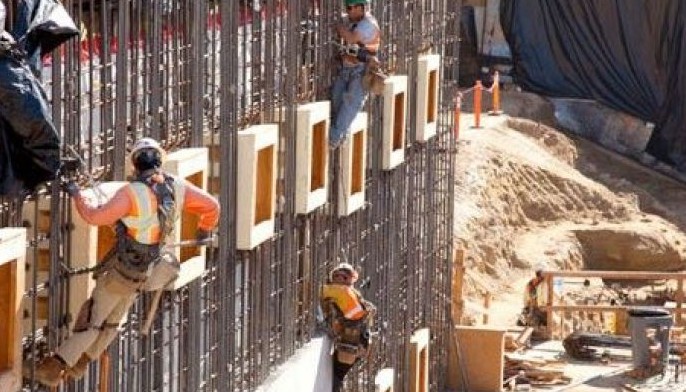 Skilled construction workers in demand until 2022 &ndash; DOLE
