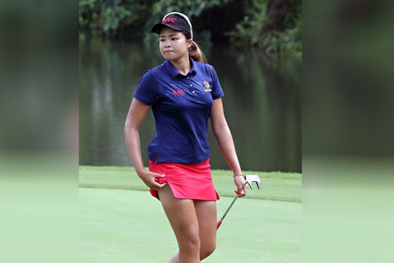 Thai edges closer to crown with 69