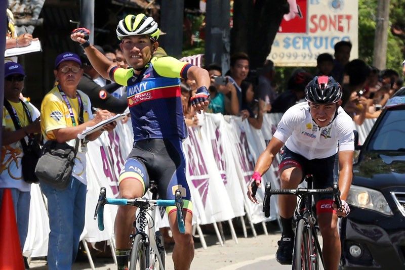 CariÃ±o brothers ride to historic finish