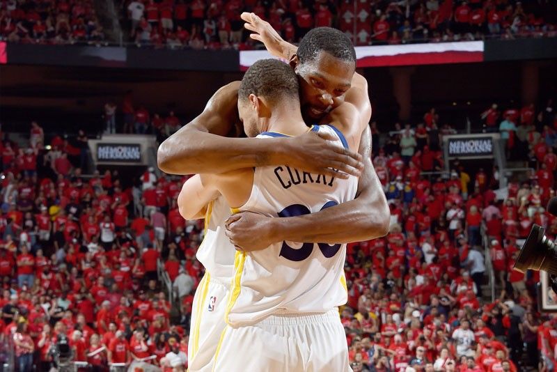 Golden State brings Houston down, braces for final dance