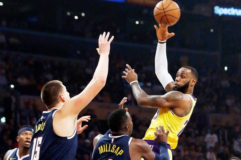 Lakers rip Nuggets