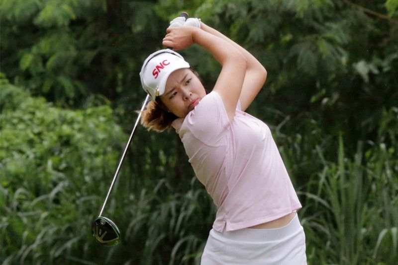 Thai sizzles with solid 65, leads by 2
