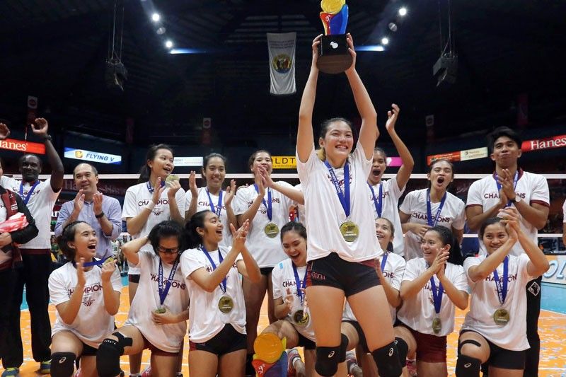 UP volleybelles win it with grit and lots of supporters