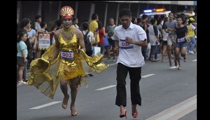 WATCH: Men race at Marikina's annual stiletto run Tour de Takong