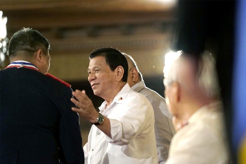 Duterteâs satisfaction rating rebounds to 'very good' in Q3: survey