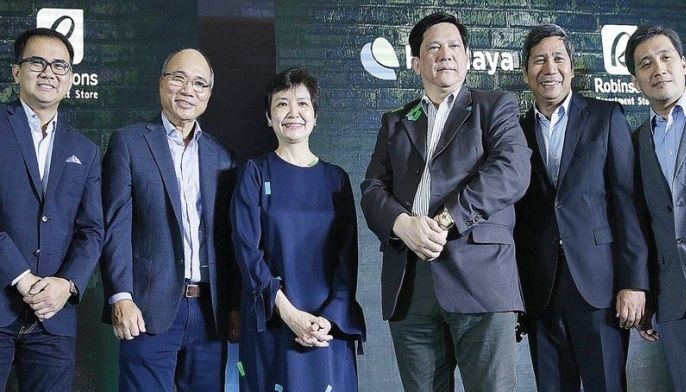 PayMaya QR kicks off summer at Robinsons