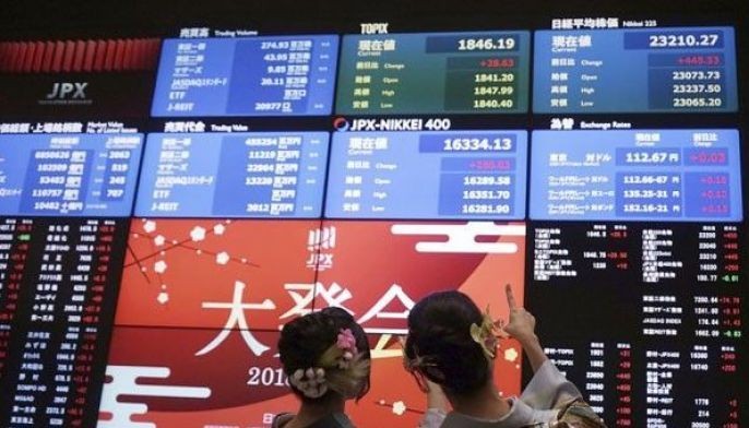 Global stocks rise on strong European, Chinese data