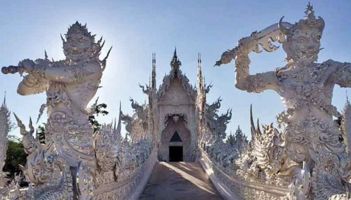Chiang Rai: &lsquo;Wild Boars&rsquo; & temples