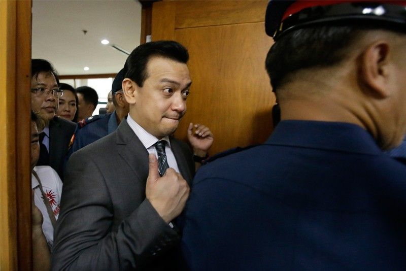 Trillanes back to work Monday to go after admin officials involved in â��anomaliesâ��