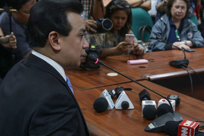 Wala pang HDO, warrant  of arrest vs Trillanes