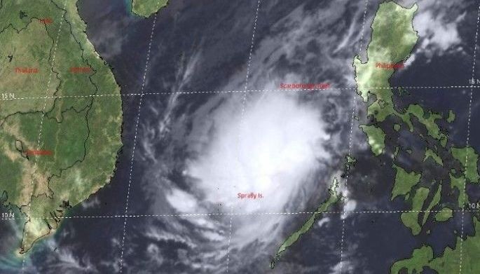 'Samuel' slightly intensifies before exit as new storm approaches