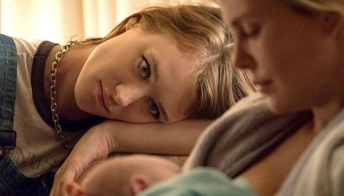 A rare close-up of postnatal motherhood