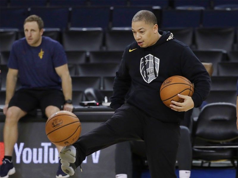Cavs coach Lue undergoing treatment for anxiety