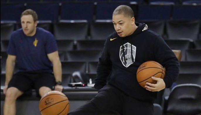 Cavs coach Lue undergoing treatment for anxiety