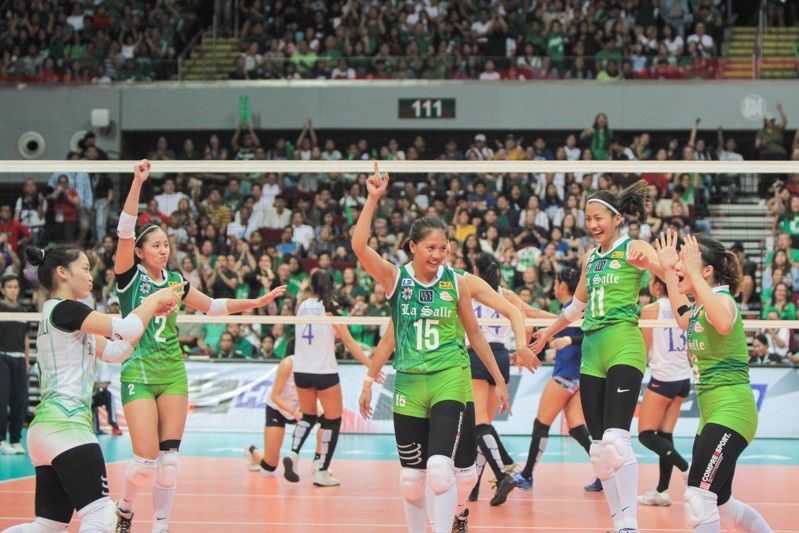 Lady Spikers repeat over Lady Eagles, sweep 2nd round